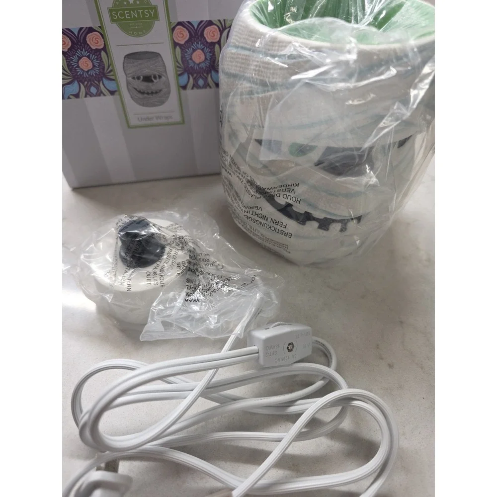 Scentsy under wraps